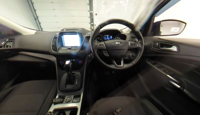2025 Ford Kuga