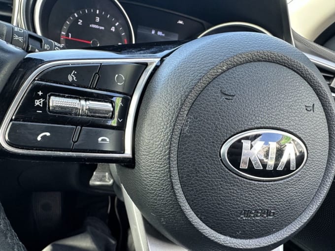 2025 Kia Ceed