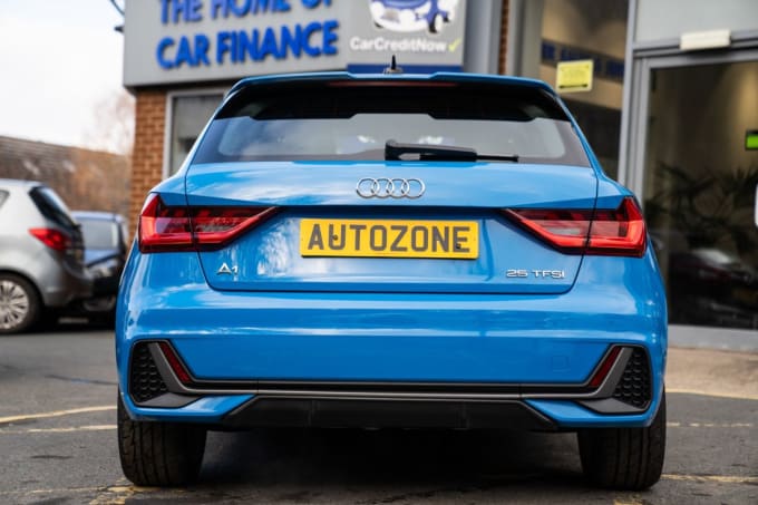 2021 Audi A1