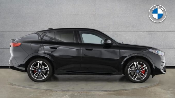 2024 BMW Ix2