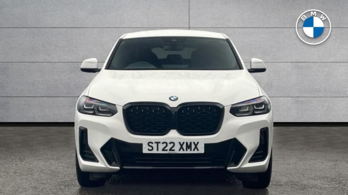 2022 BMW X4