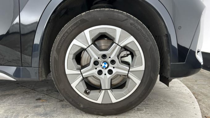 2024 BMW X1