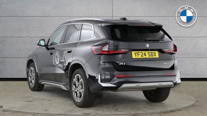 2024 BMW X1