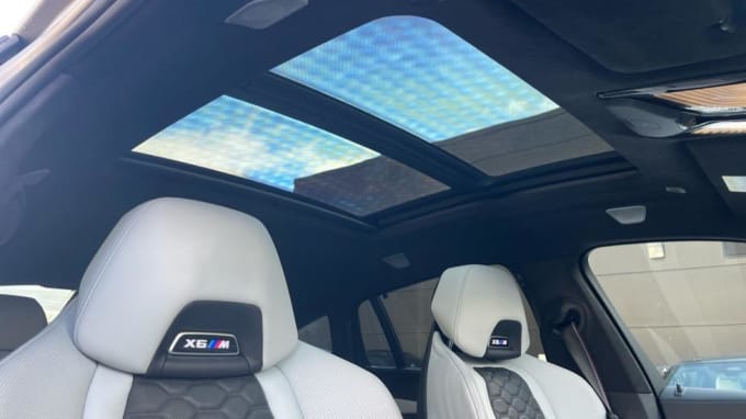2022 BMW X6 M