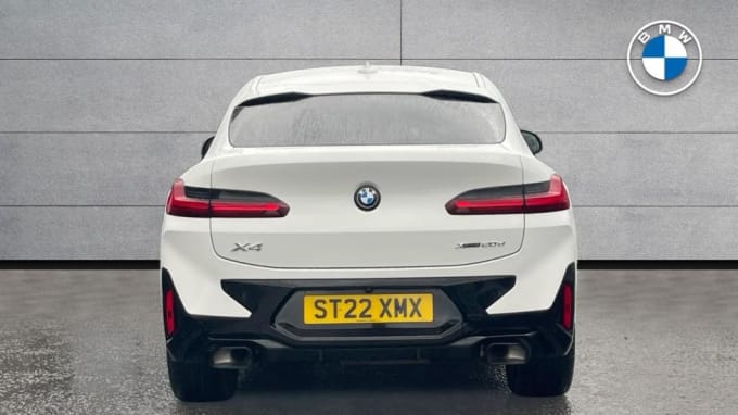 2022 BMW X4