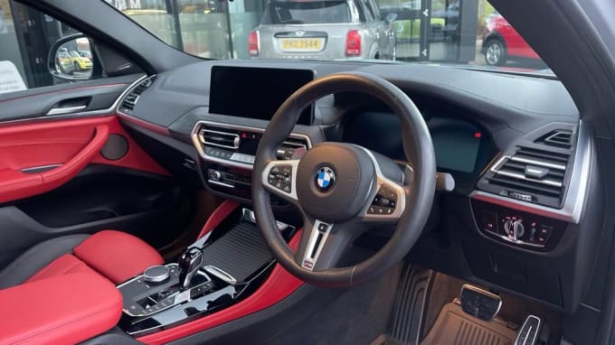 2022 BMW X4