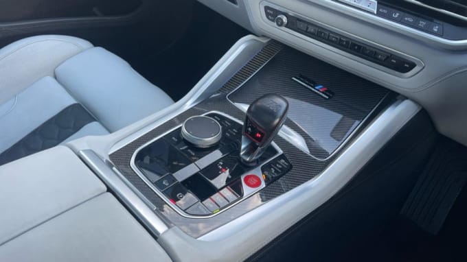2022 BMW X6 M