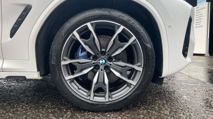 2022 BMW X4