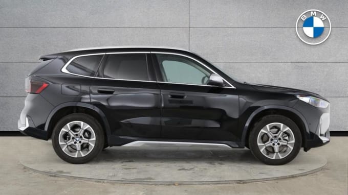 2024 BMW X1