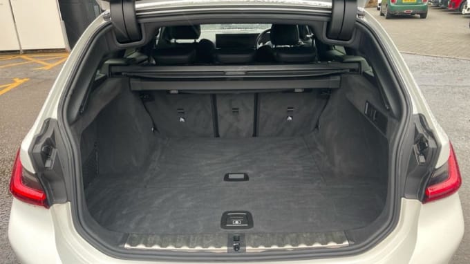 2022 BMW 3 Series
