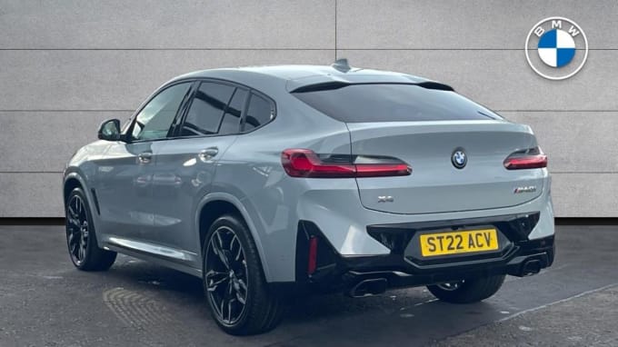 2022 BMW X4