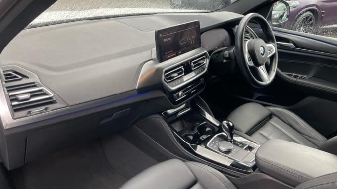2022 BMW X4