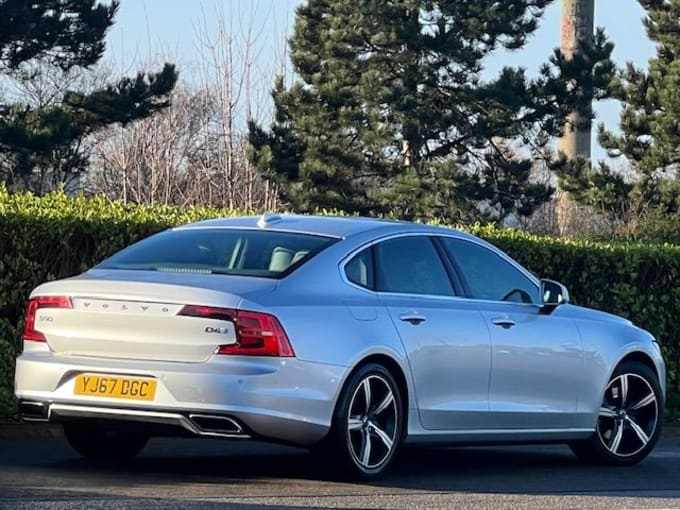 2025 Volvo S90