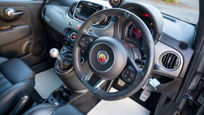 2025 Abarth 595