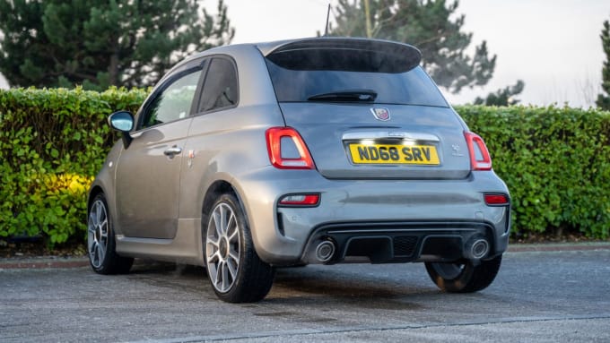 2025 Abarth 595