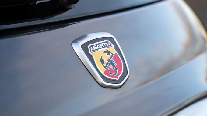 2025 Abarth 595