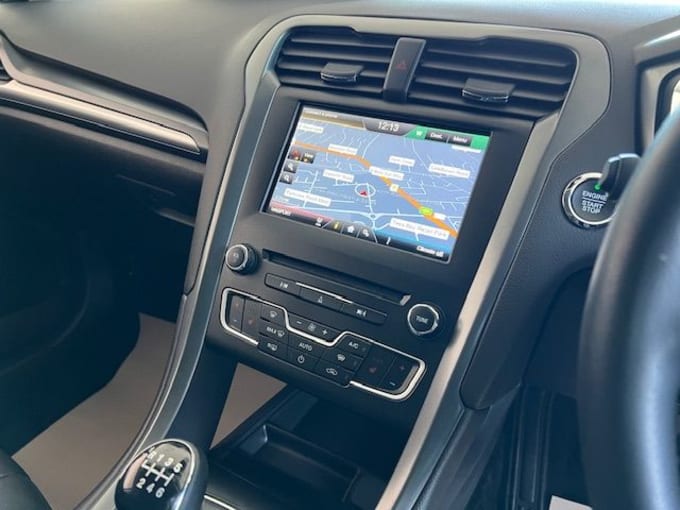 2025 Ford Mondeo