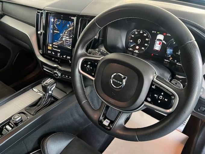 2025 Volvo Xc60