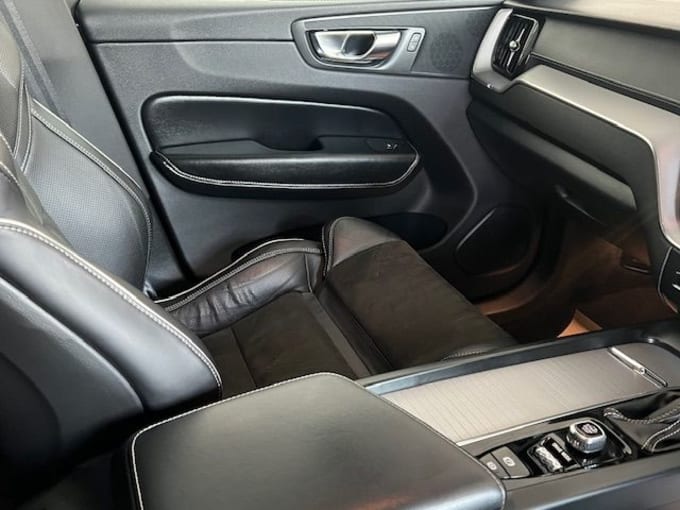 2025 Volvo Xc60