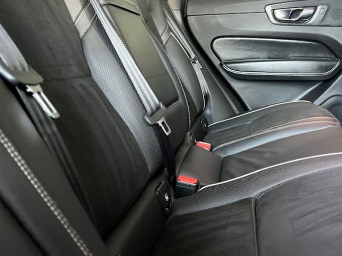 2025 Volvo Xc60