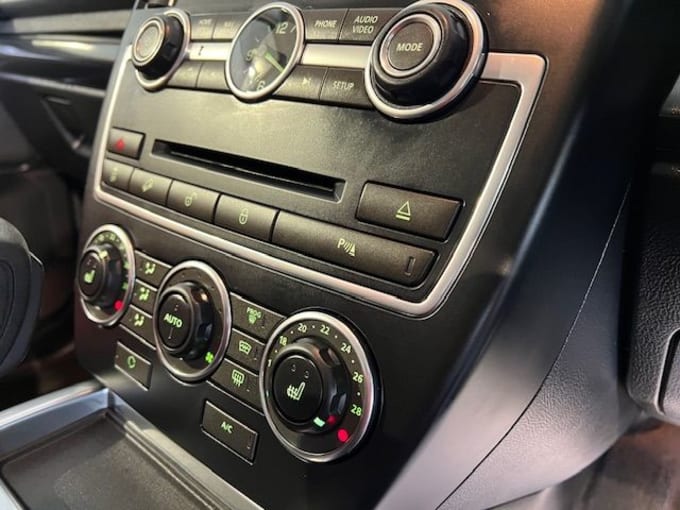 2025 Land Rover Freelander 2