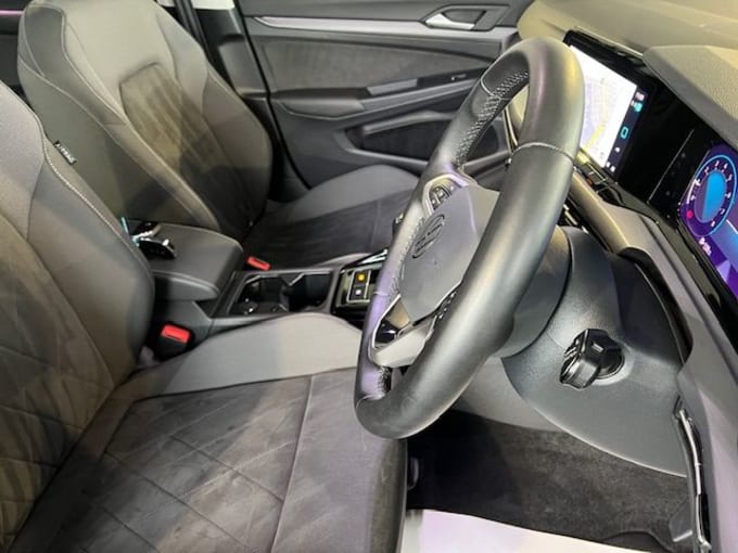 2025 Volkswagen Golf
