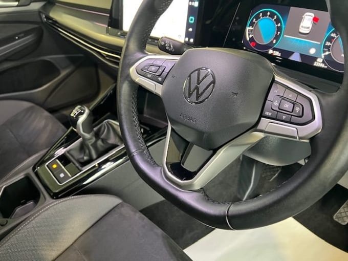 2025 Volkswagen Golf