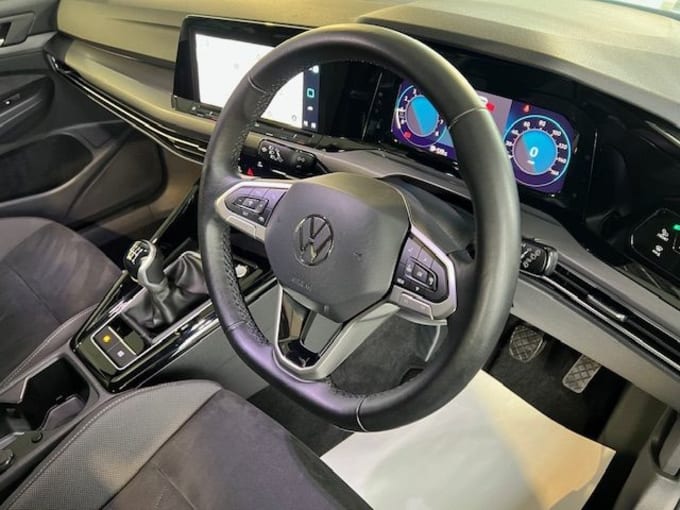 2025 Volkswagen Golf