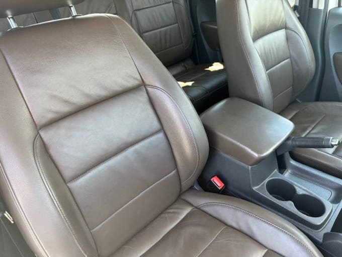 2025 Volkswagen Amarok