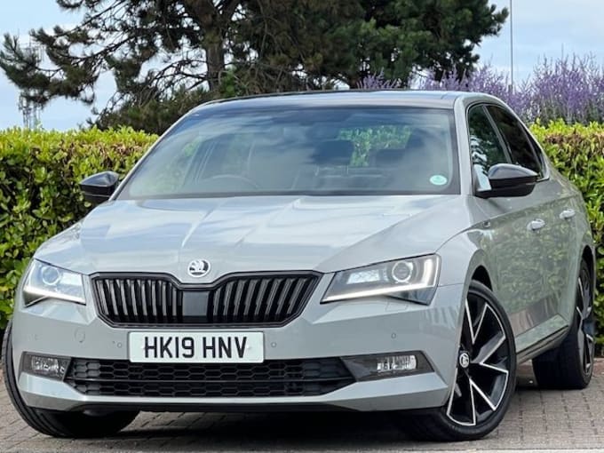 2025 Skoda Superb