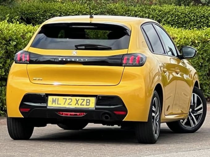 2025 Peugeot 208