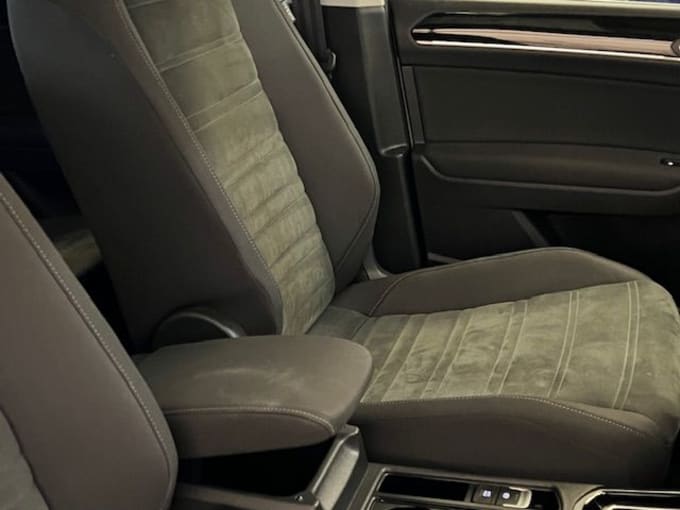 2025 Volkswagen Touran