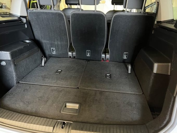 2025 Volkswagen Touran