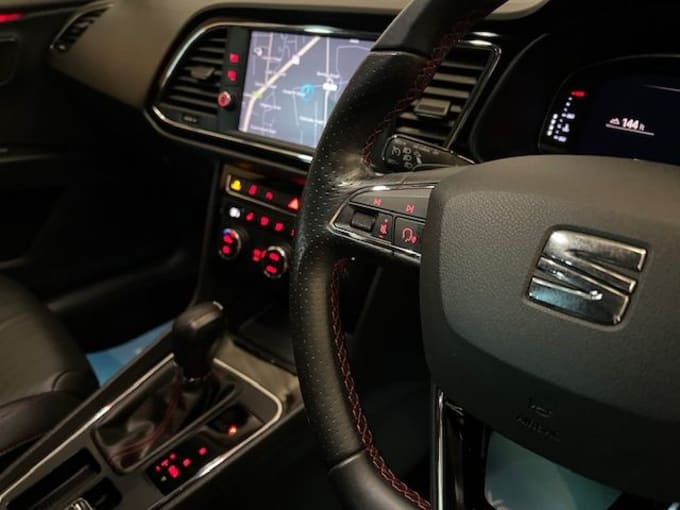 2025 Seat Leon