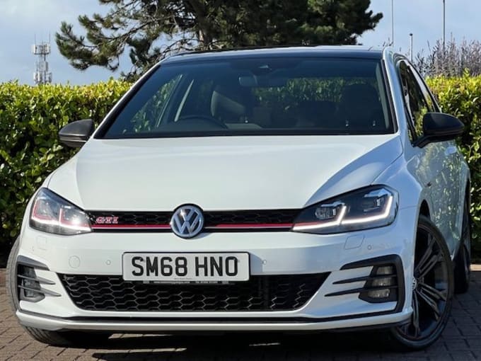 2025 Volkswagen Golf