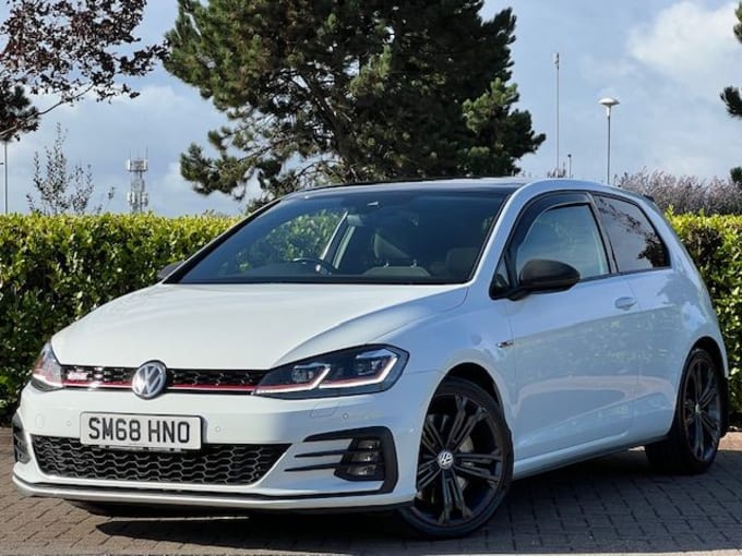 2025 Volkswagen Golf