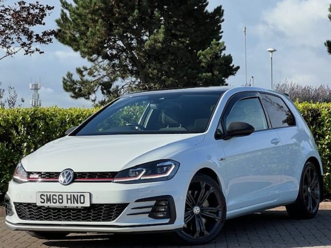 2025 Volkswagen Golf
