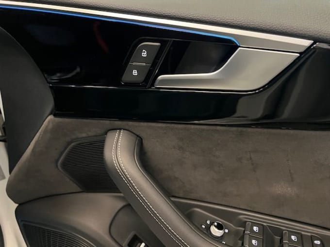 2025 Audi S5