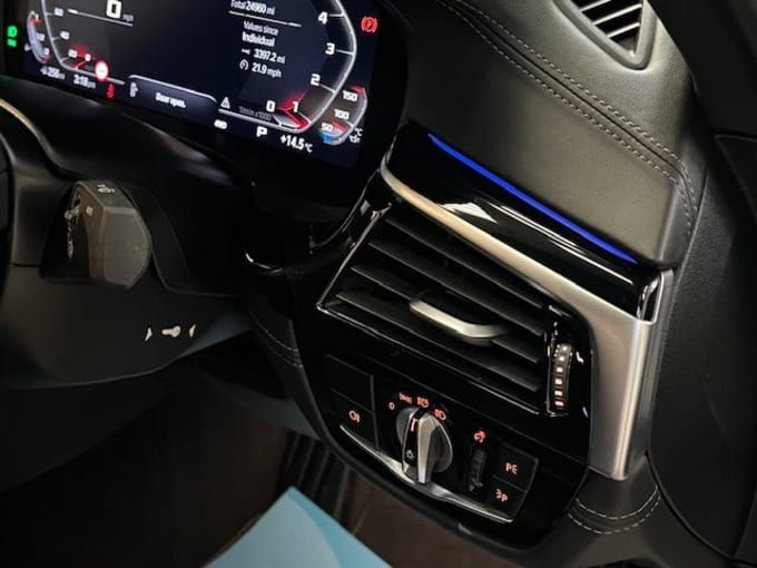 2022 BMW M5