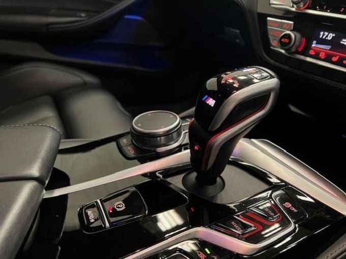 2022 BMW M5