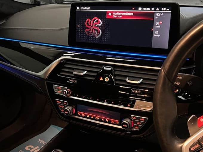 2022 BMW M5