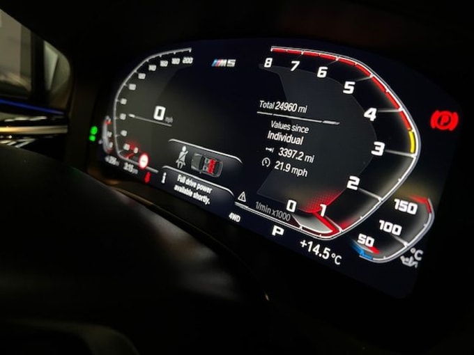 2022 BMW M5