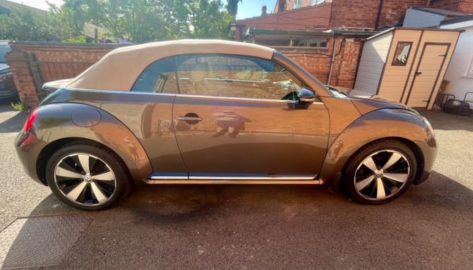 2025 Volkswagen Beetle