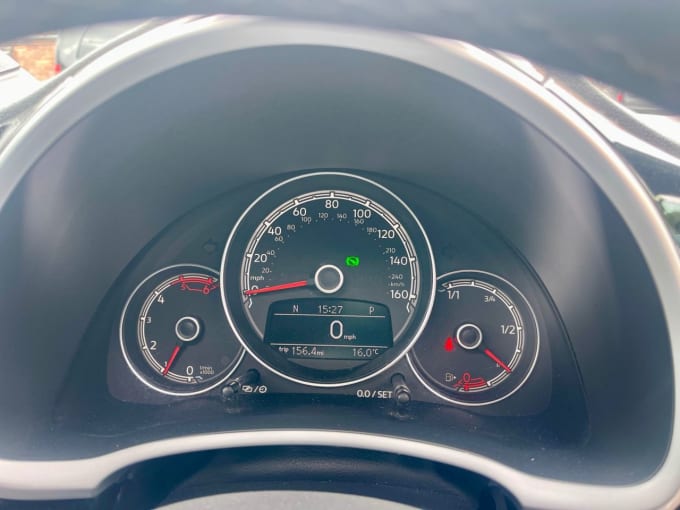 2025 Volkswagen Beetle