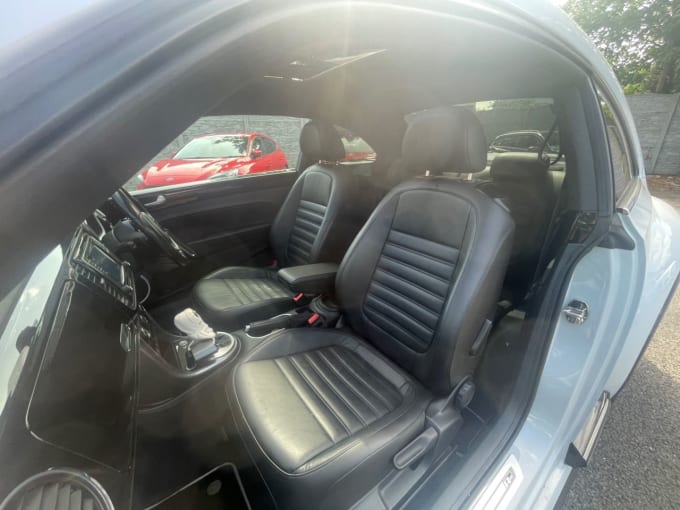 2025 Volkswagen Beetle