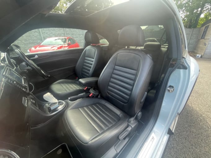 2025 Volkswagen Beetle