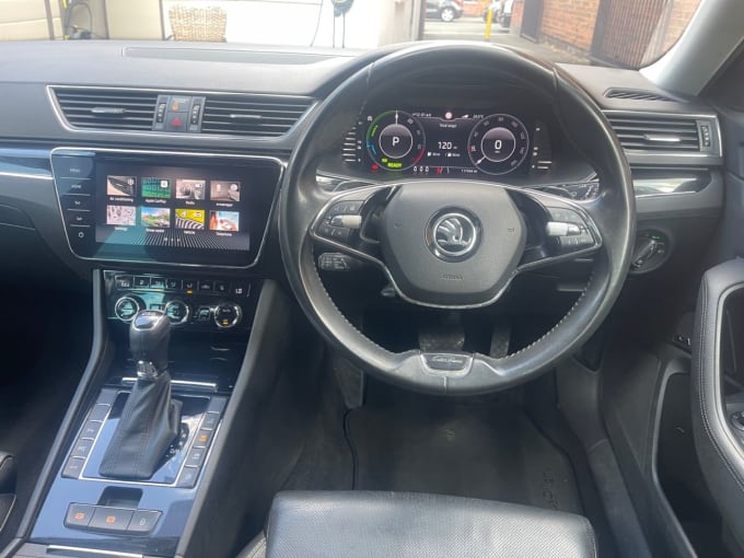 2025 Skoda Superb