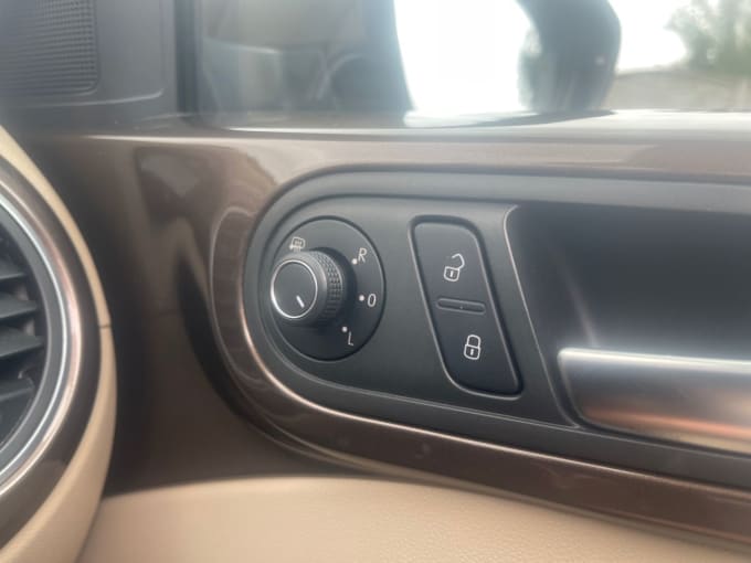 2025 Volkswagen Beetle