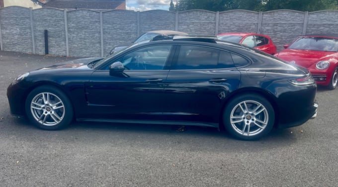 2025 Porsche Panamera