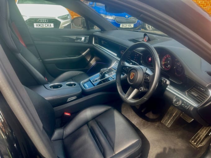 2025 Porsche Panamera